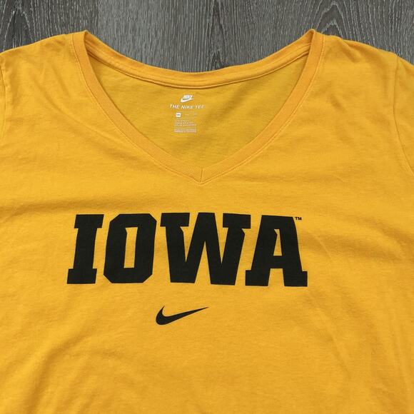 Iowa Hawkeyes Mens Shirt  2XL Gold Black Tee T‎ Nike College Sports Logo - Picture 2 of 7
